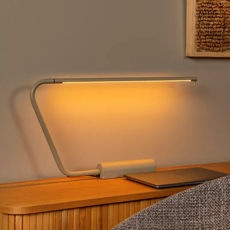 Lucide Madison - bureaulamp met touch dimmer - 62,5 x 5,5 x 33 cm - 6,5W dimbare LED incl. - taupe Beperkt Aanbod