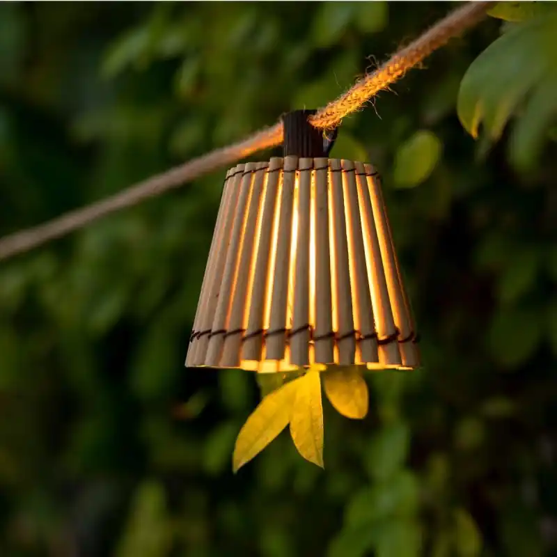 Lage Prijs New Garden Okinawa Garland Solar - lichtslinger op zonne-energie + oplaadbare batterij - 8 meter slinger waarvan 3 meter snoer - 10 LED-lampen incl. - IP44 - bamboe
