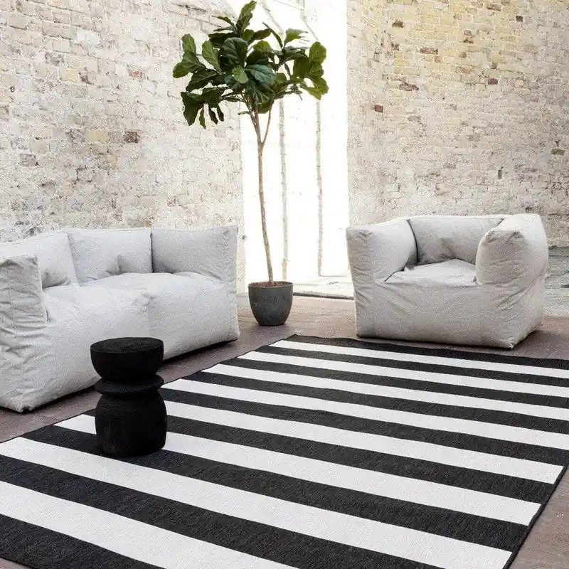 Buitenkleed Stripes zwart/wit dubbelzijdig Zwart; Wit - Polypropyleen - 240 x 340 cm - (XL) Ambachtelijk