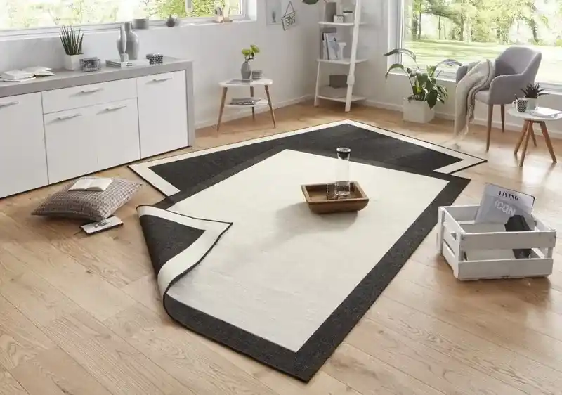 Plaats Bestelling Binnen & Buiten Omkeerbaar vloerkleed - Panama Zwart/Crème - 200 X 290 CM
