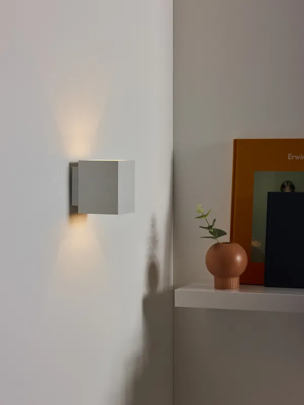 Flitsaanbieding Lucide Xera wandlamp 8x10cm 1x G9 wit