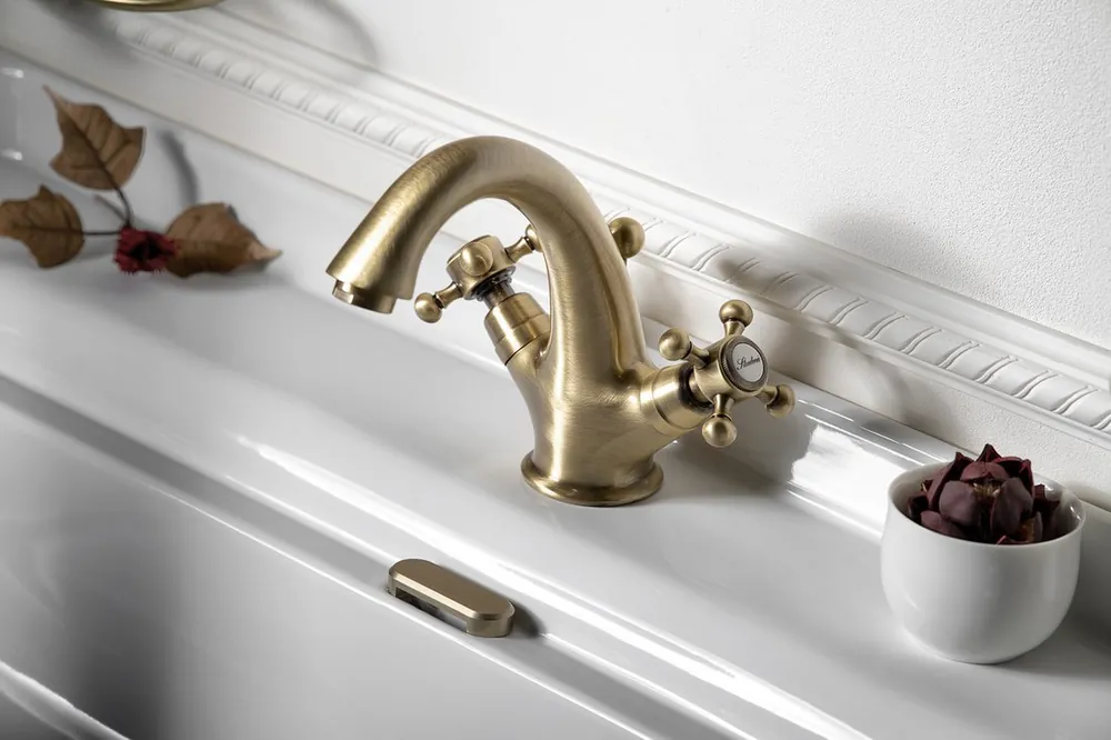 Seizoensaanbieding Sapho Antea 1-gats wastafelkraan 12cm met pop-up waste brons