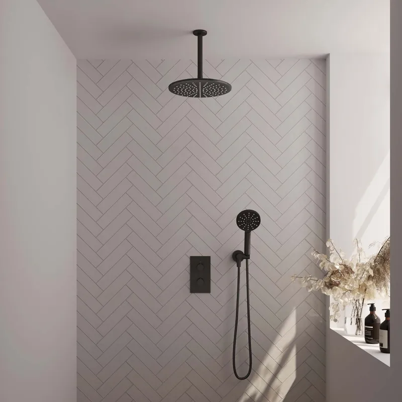 Uitverkoop Brauer Black Edition complete inbouw regendouche met 3 standen handdouche, plafondarm en hoofddouche 30cm set 36 zwart mat