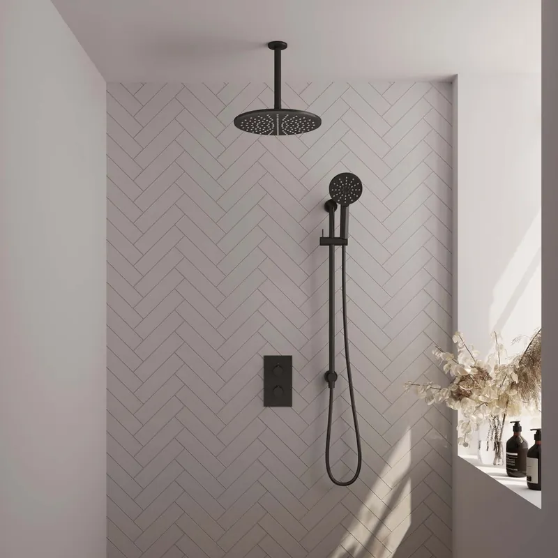 Trendy Brauer Black Edition complete inbouw regendouche met 3 standen handdouche, plafondarm, glijstang en hoofddouche 30cm set 48 zwart mat