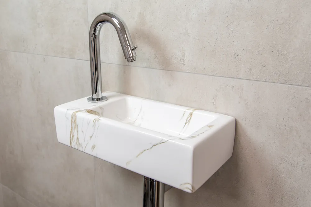 Mueller Mini Apa fonteinset links met wit marmeren fontein en gebogen chromen kraan Bulkbestelling